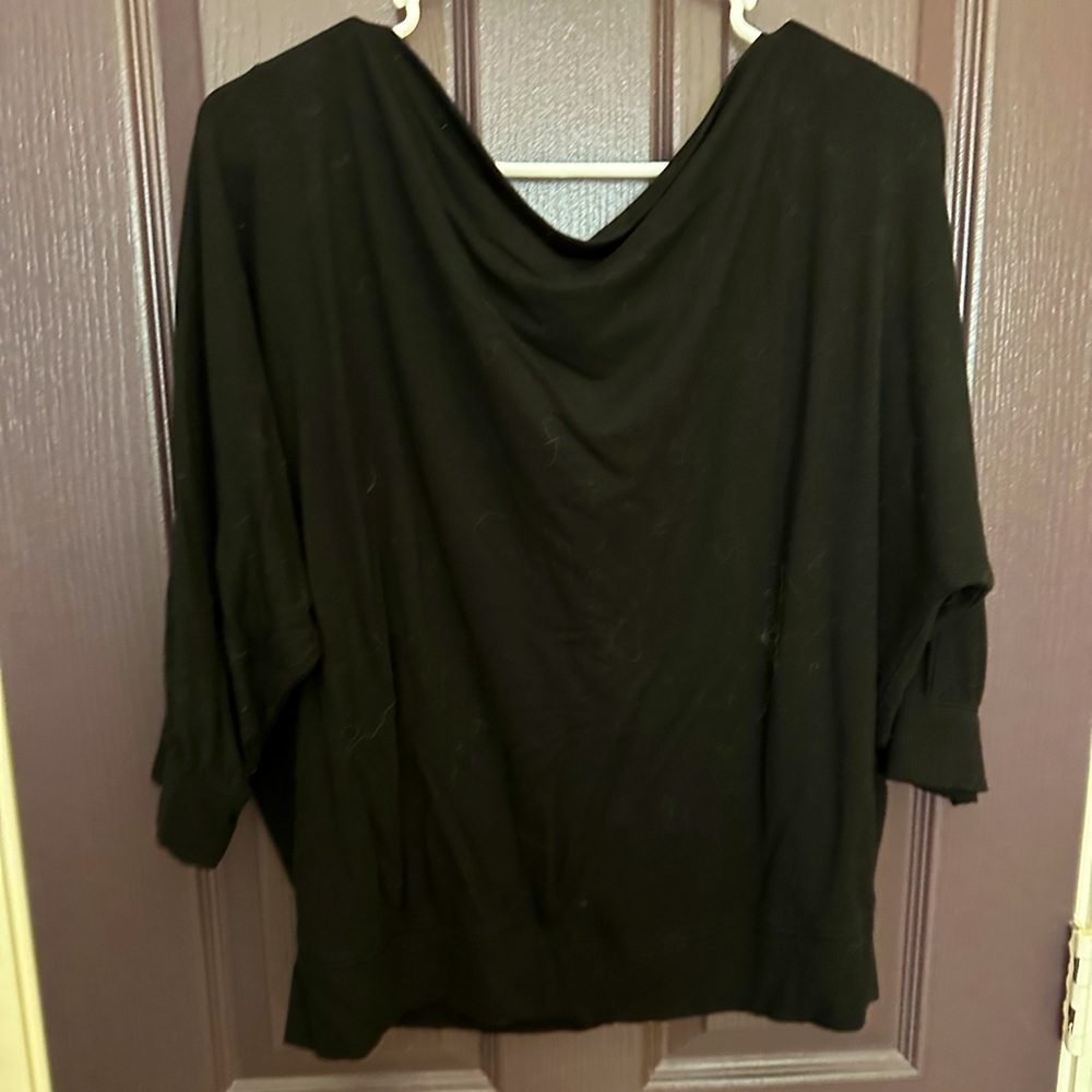 Simply Vera Vera Wang black knit top size large